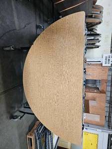 lot 21789 image: 6ft Round Folding Table