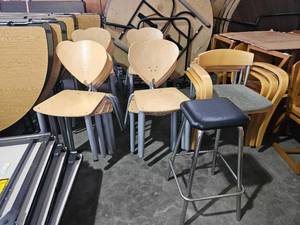 lot 21795 image: Assorted Lot Of Chairs