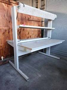 lot 22269 image: Industrial Workbench with Overhead Light System