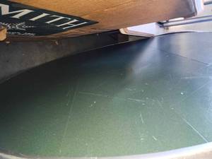 lot 22286 image: 5ft Round Folding Table, Green and Aluminum