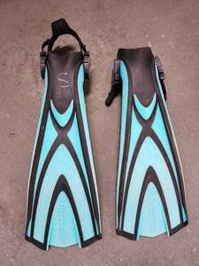 lot 19652 image: (3 Sets) Atomic Aquatics Diving Fins - TurquoiseBlack