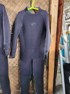 lot 19671 image: (1) Mens XL, Bare Full Wetsuit Black Neoprene