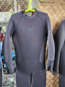 lot 19672 image: (1) LT, Bare Neoprene Full Wetsuit with Zipper Sleeves