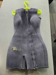 lot 19768 image: Titanium T2 Neoprene Shorty Wetsuit Size 12