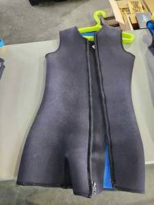 lot 19774 image: Neoprene Wetsuit Vest XL Size Black and Blue