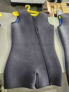lot 19779 image: Neoprene Wetsuit Shorty - Made in USA - 3X Size