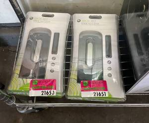 lot 21650 image: Xbox 360 120GB Hard Drive