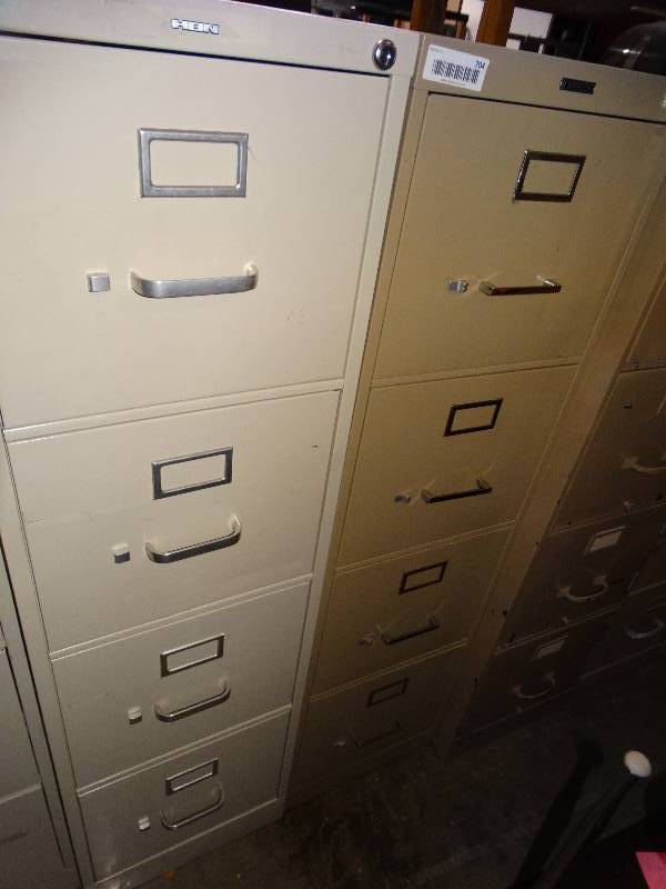 lot 704 image: Pair of 4 drawer file cabinets