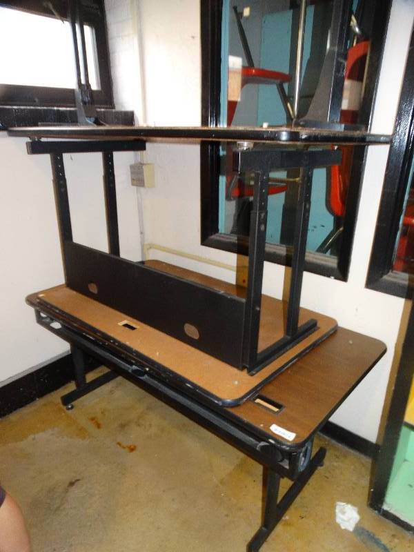lot 743 image: 3 adjustable height classroom tables