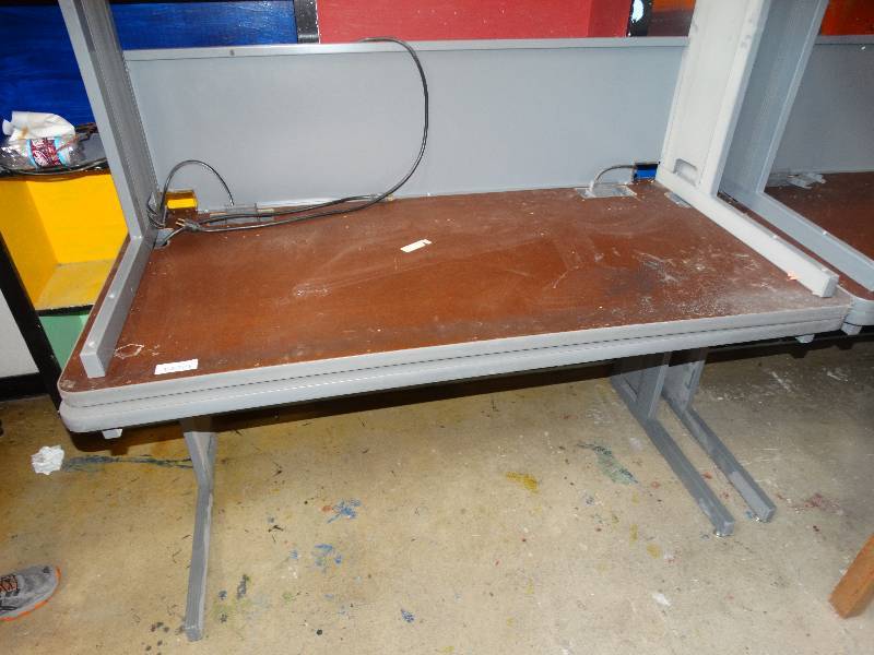 lot 744 image: 2 work tables w power source