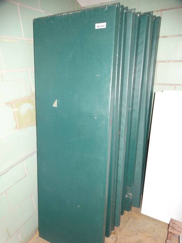 lot 575 image: 12 padded wall panels