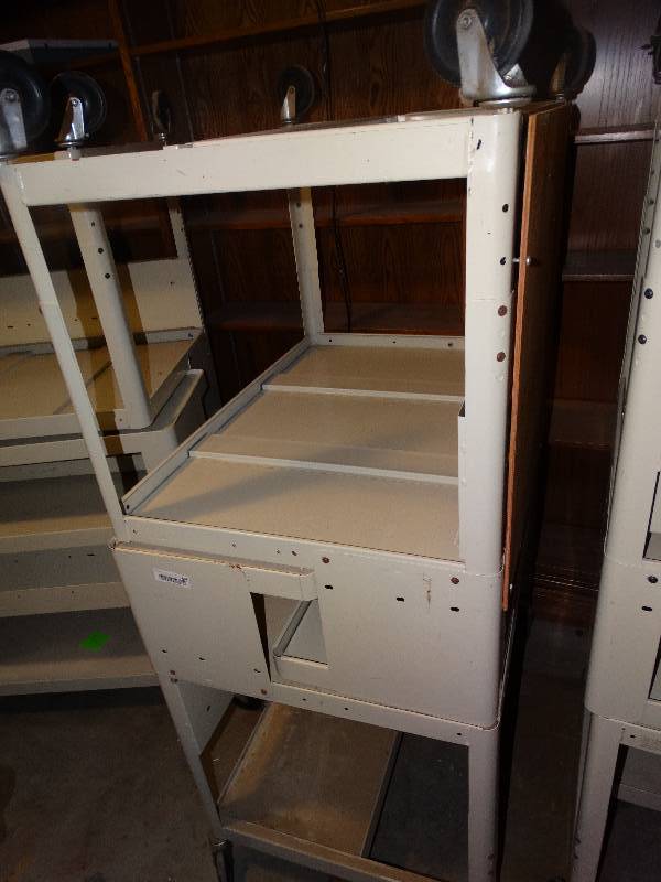 lot 663 image: Lot of 2 AVcomputer carts on wheels