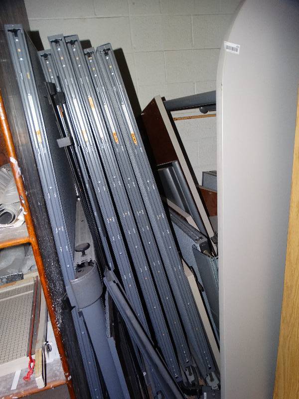 lot 678 image: Cubicle walls dividers desk cabinet