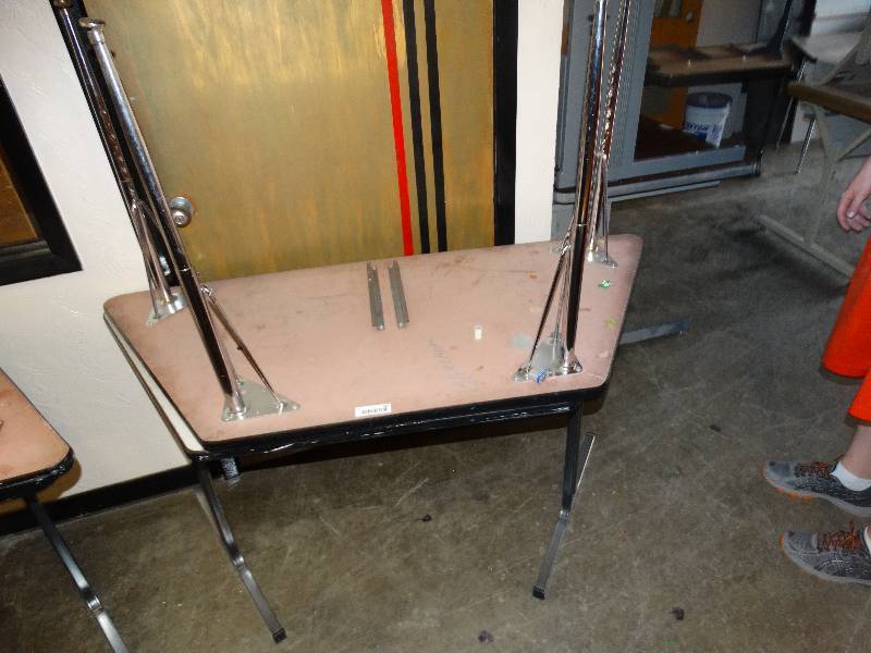 lot 687 image: 2 classroom tables
