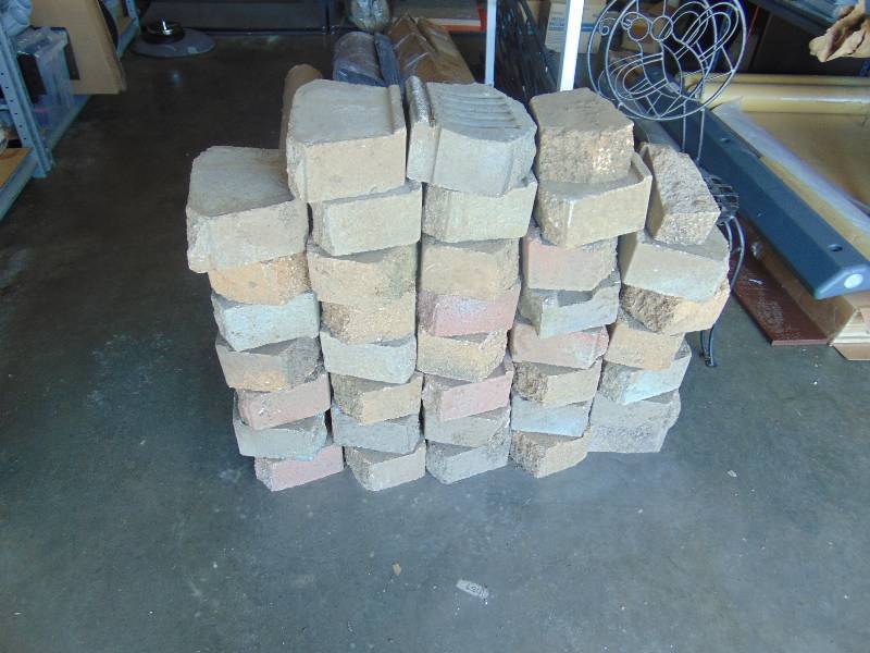 lot 2013 image: (36) ct. mixed lot landscaping wall stone, 12 x 8 x 4, assorted styles and colors, all are roughly the same size, different brands