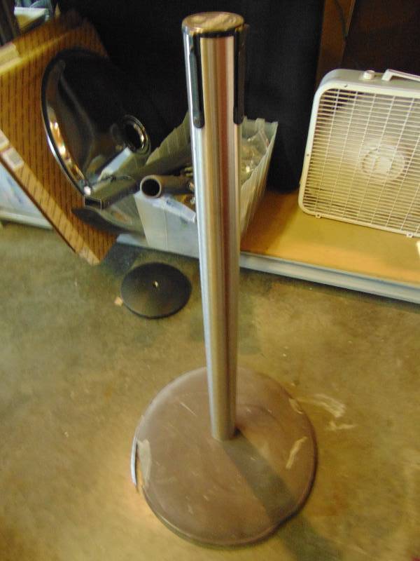 lot 2078 image: Crowd Control Post with over-sized concrete base