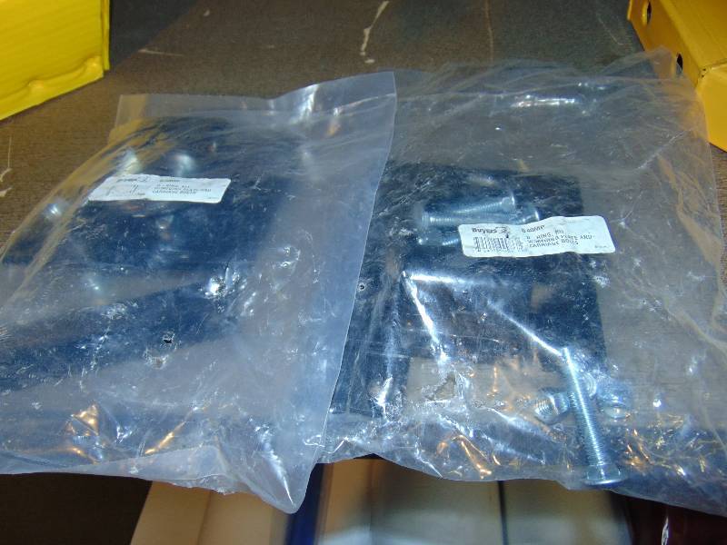 lot 2085 image: (1) pair Buyers Products 58 D-ring kits, B4OMP