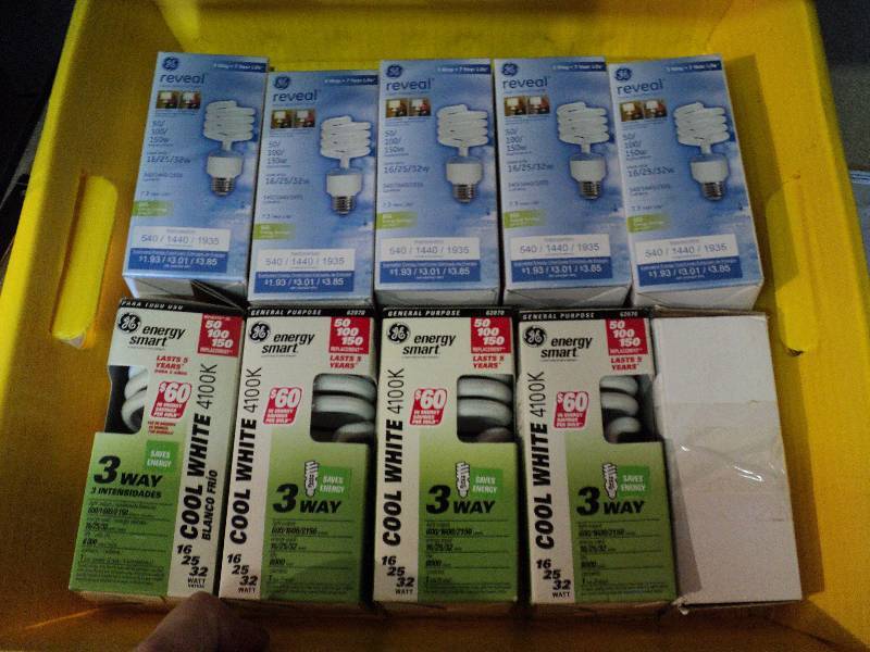 lot 2157 image: (10) GE 3-way CFL Bulbs