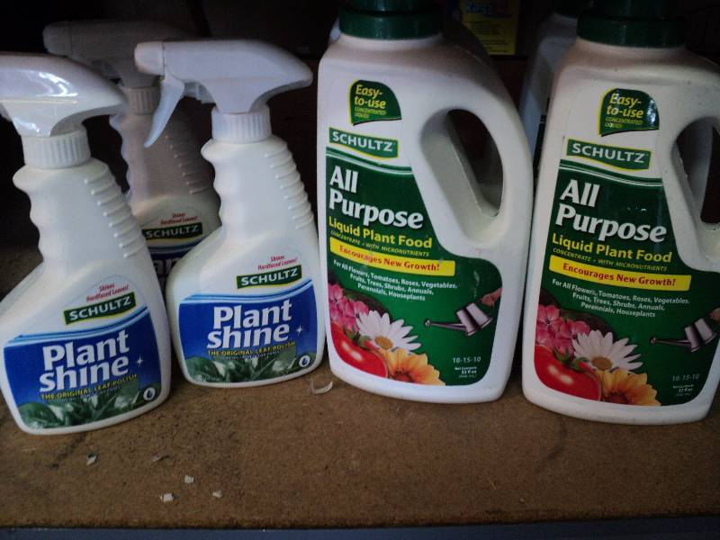 lot 2168 image: (7) ct. mixed lot  (3) plant shine, (4) all-purpose plant food, 101510, 32 fl. oz. bottles