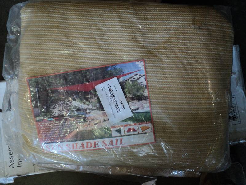 lot 2172 image: (1) Sunshade Sail 20 x 20, tan