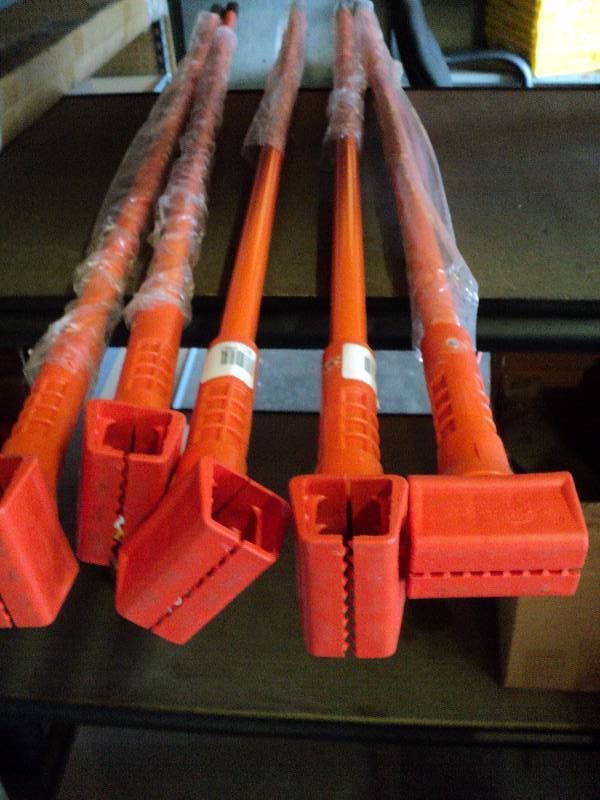 lot 2182 image: (5) ct. lot Continental Mop handles, Model 601, 61 super Jaws mop handle