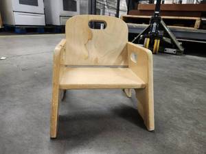 lot 15626 image: (4) Wooden Toddler Chairs