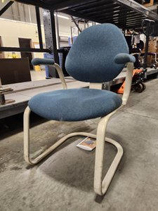 lot 15637 image: (3) Green Office Chairs
