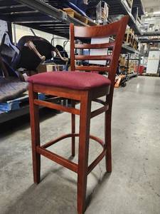 lot 15645 image: (1) Red Cushioned Bar Chair