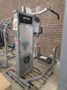 lot 1528 image: Life Fitness Hip and Glute Machine