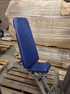 lot 1545 image: Hammer Strength&nbspAdjustable Bench