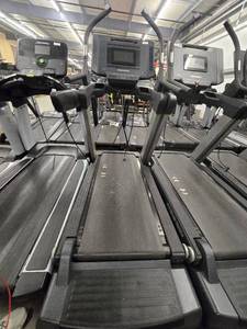 lot 1573 image: Free Motion i11.9 Incline Trainer