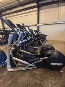lot 1593 image: Precor EFX Elliptical