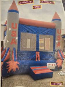 lot 9812 image: USA Rocket Bounce House