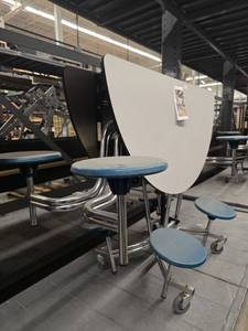 lot 10034 image: 5ft Midwest Round 8 Seat Mobile Table