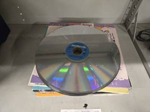 lot 20612 image: (32) DJ Karaoke Records