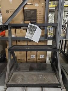 lot 9540 image: Small Kettle Bell Rack