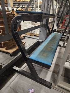 lot 9558 image: 2 Tier Kettle Ball Rack