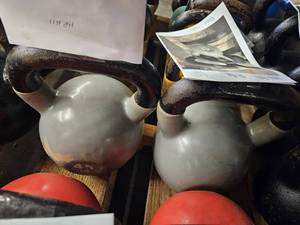 lot 9638 image: (2) 45lbs Kettle Bells