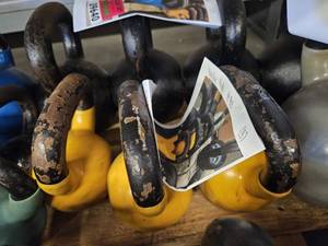 lot 9641 image: (3) 15lbs Kettle Bells