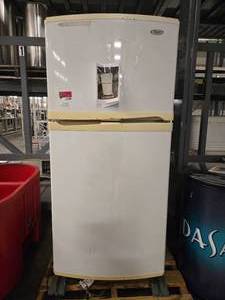 lot 15599 image: Whirlpool Refrigerator Model W9RXEMMWO01