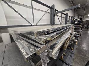 lot 10043 image: (9) 5ft X 6ft Silver Panels