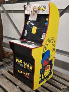 lot 10044 image: Pac Man Arcade Game