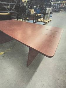 lot 10055 image: 6ft Wooden Breakroom Table