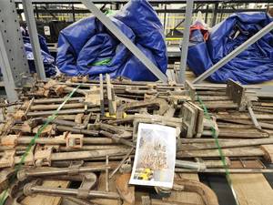 lot 9893 image: Pallet Of Wood Working Clamps, Varying Styles