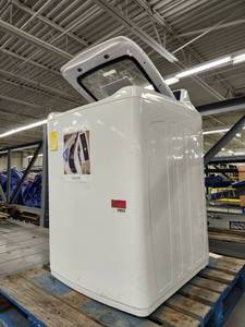 lot 9894 image: Frigidaire Washing Machine