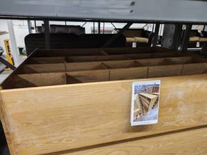 lot 22663 image: 16 Pocket Wood Shelf