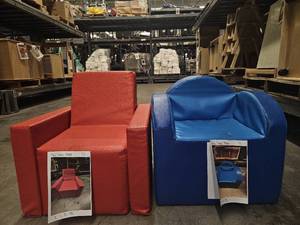lot 23554 image: (2) Foam Chairs