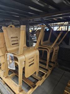 lot 23585 image: (6) Wooden Adult Chairs