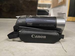 lot 20887 image: Canon Digital Video Camcorder FS200