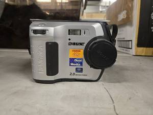 lot 20889 image: Sony FD Mavica Digital Still Camera